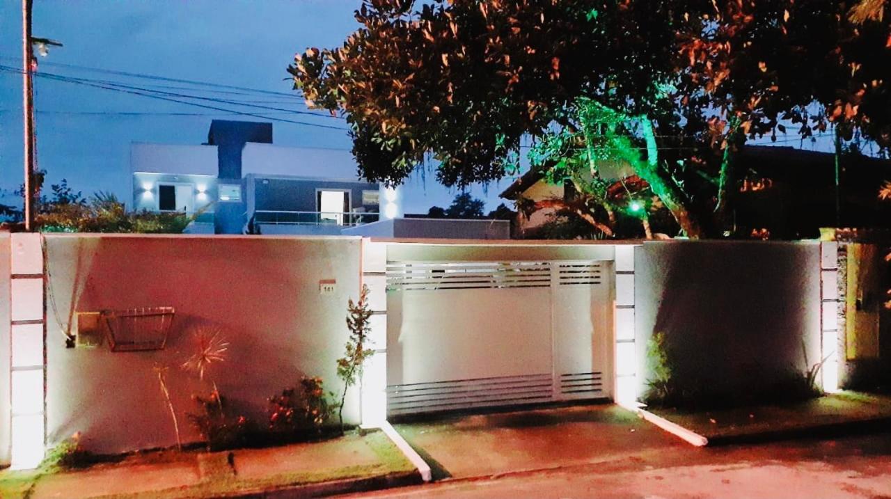 Linda Casa Em Parati Esterno foto